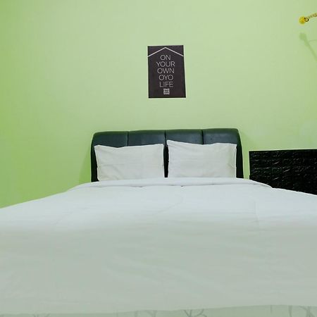 Oyo Life 2508 Alba Suites Homestay Syariah Tulungagung Zewnętrze zdjęcie