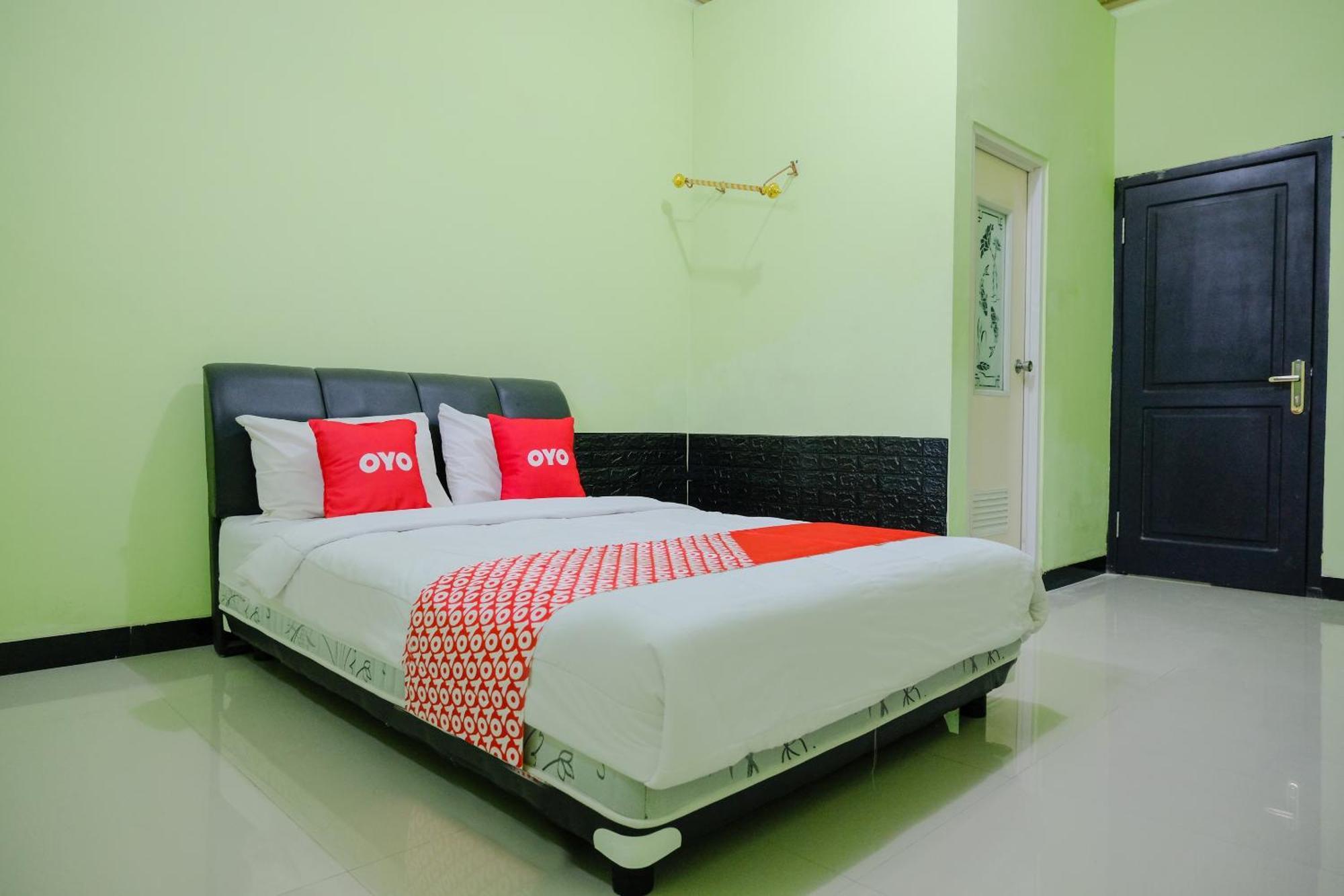 Oyo Life 2508 Alba Suites Homestay Syariah Tulungagung Zewnętrze zdjęcie