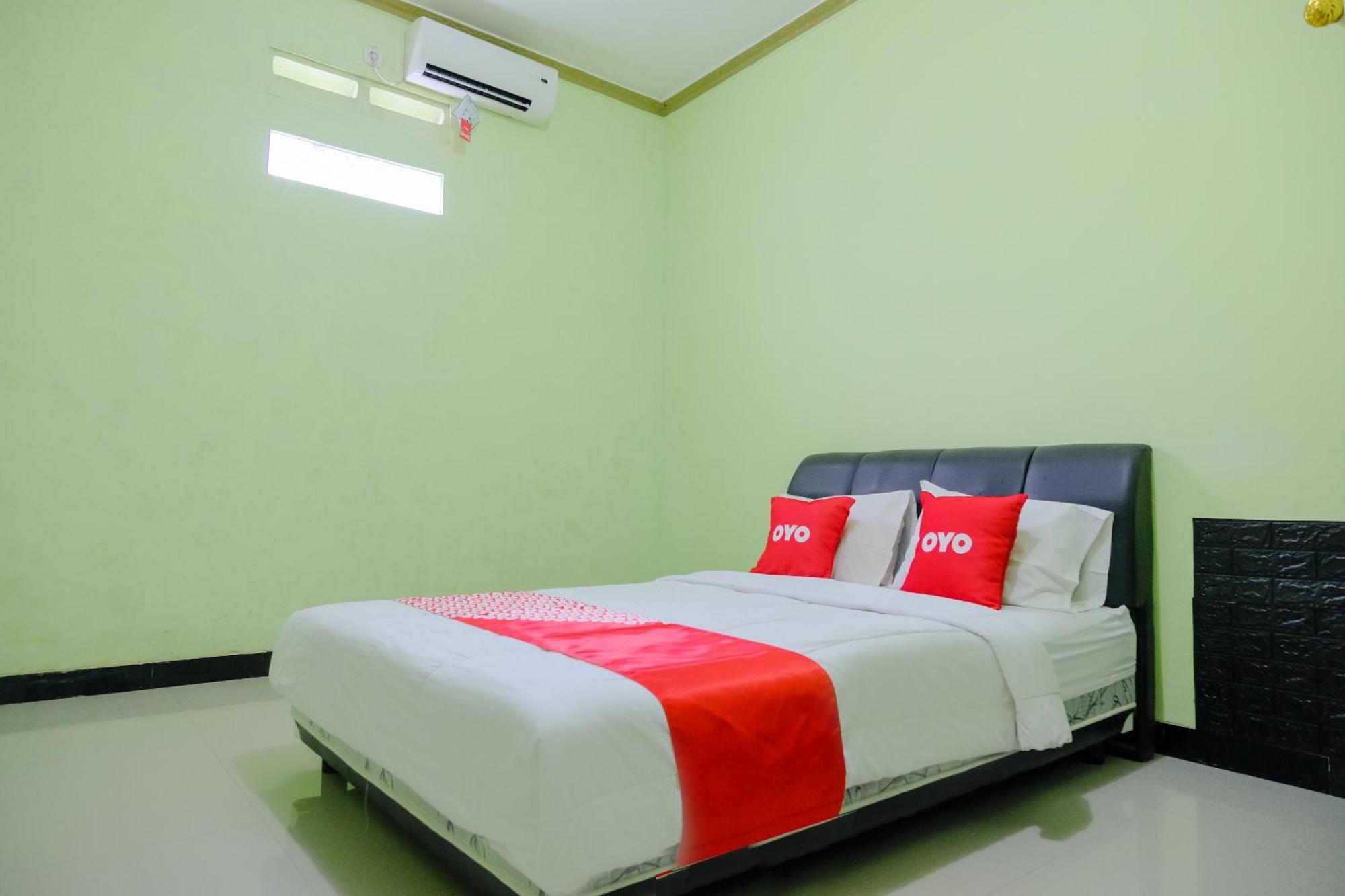 Oyo Life 2508 Alba Suites Homestay Syariah Tulungagung Zewnętrze zdjęcie