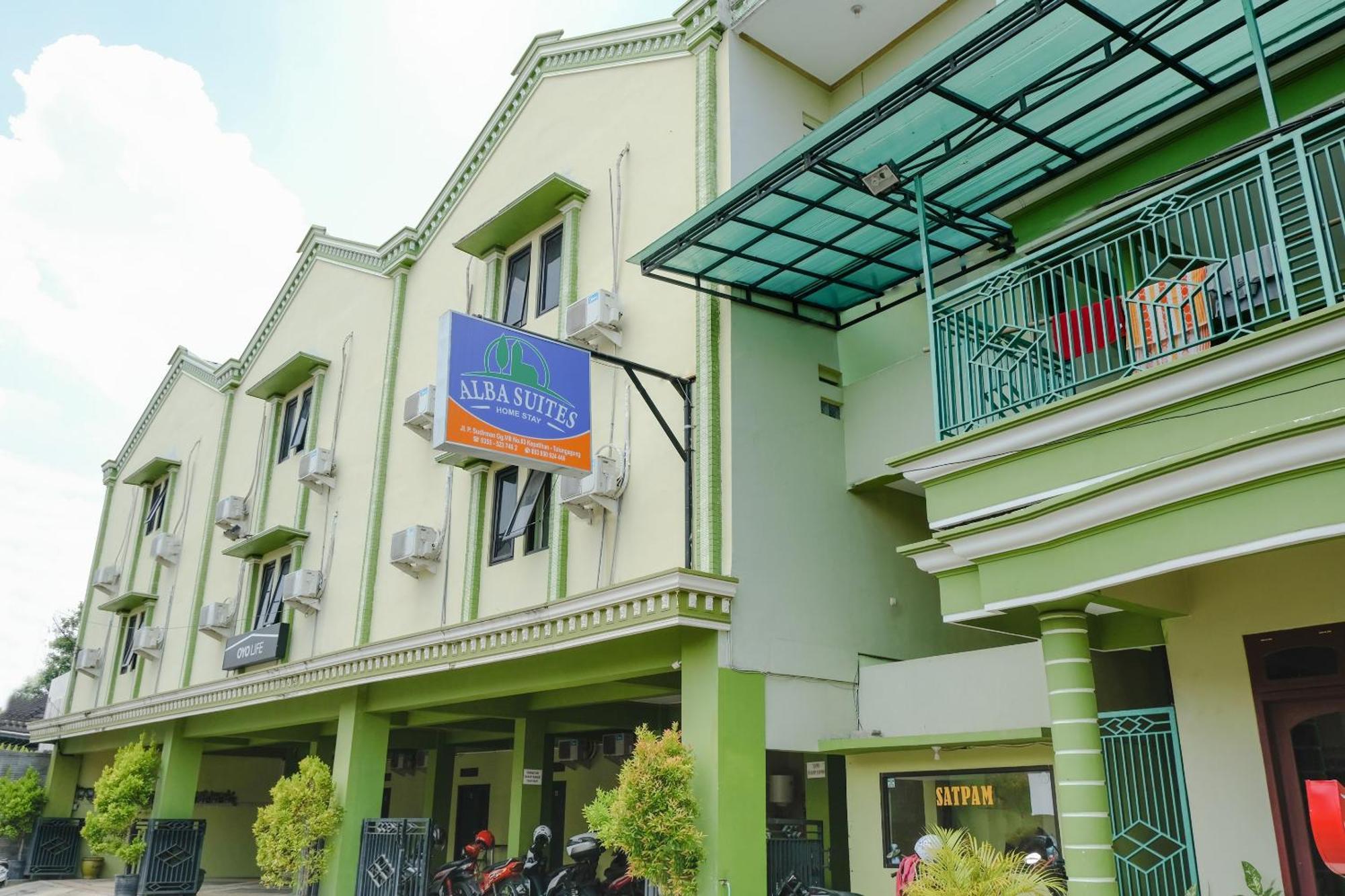 Oyo Life 2508 Alba Suites Homestay Syariah Tulungagung Zewnętrze zdjęcie