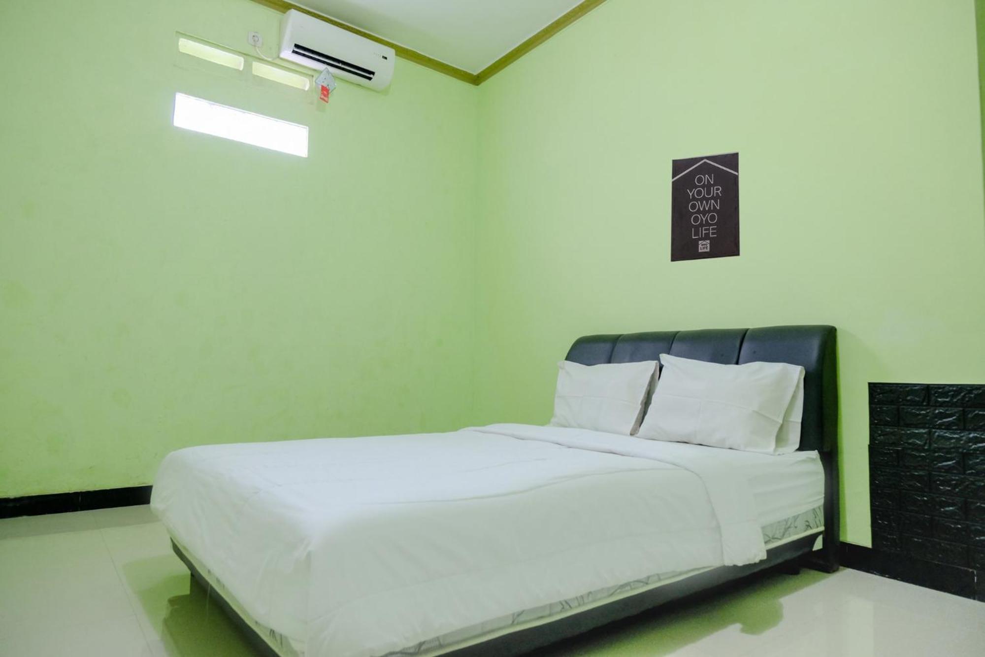 Oyo Life 2508 Alba Suites Homestay Syariah Tulungagung Zewnętrze zdjęcie